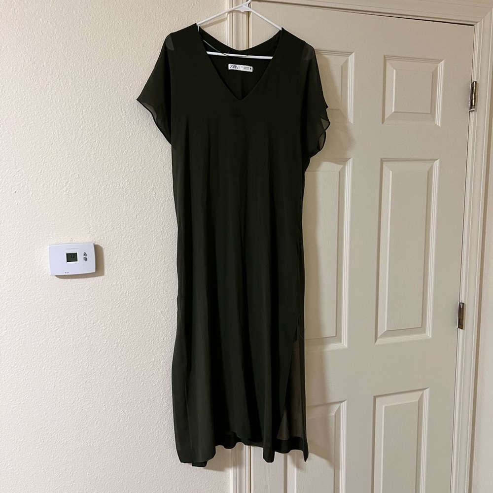 Zara Dark Green V-Neck Midi Dress